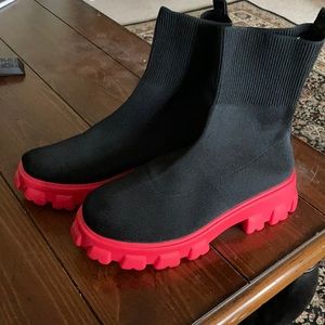 Chelsea Sock Boots - black and red